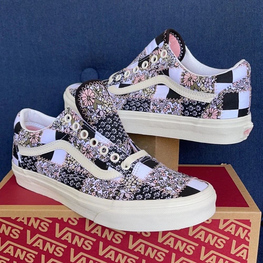 Vans Women’s Old Skool Patchwork Floral Sneakers - Picture 1 of 16